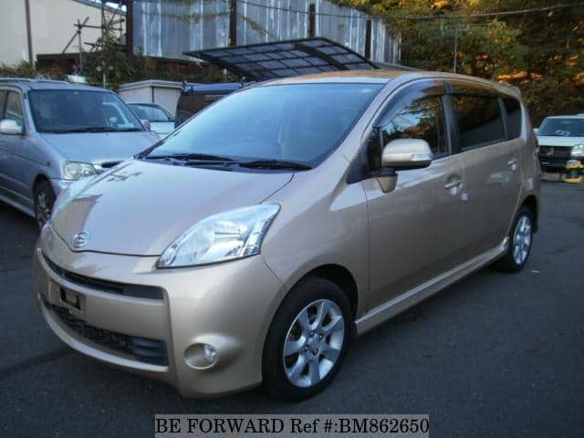 DAIHATSU Boon Luminas