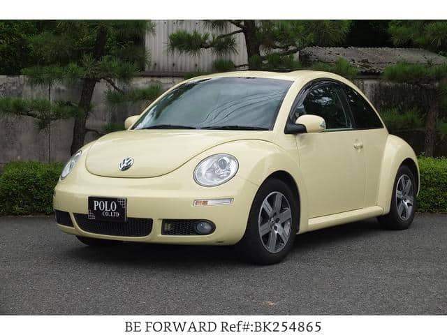 VOLKSWAGEN New Beetle