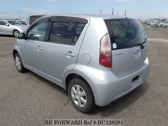 Toyota Passo silver backside
