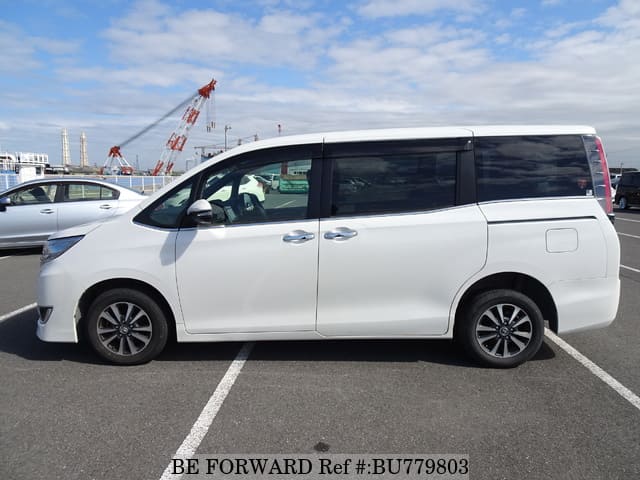 Used 2017 TOYOTA ESQUIRE XI/DBA-ZRR85G for Sale BU779803