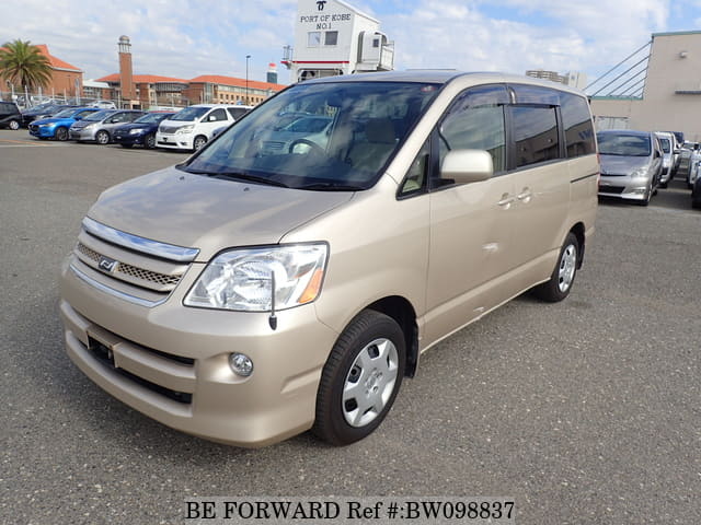 Used 2004 TOYOTA NOAH X/CBA-AZR60G for Sale BW098837 - BE FORWARD