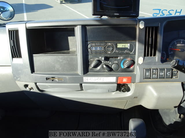 2017 ISUZU ELF TRUCK image 29