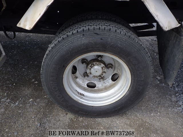 2005 HINO DUTRO image 10