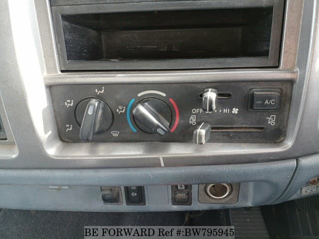 2005 HINO RANGER image 28