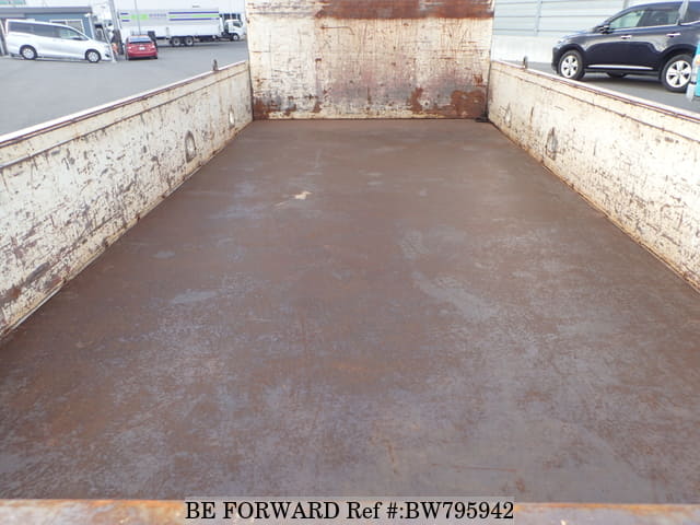 2014 HINO DUTRO image 20