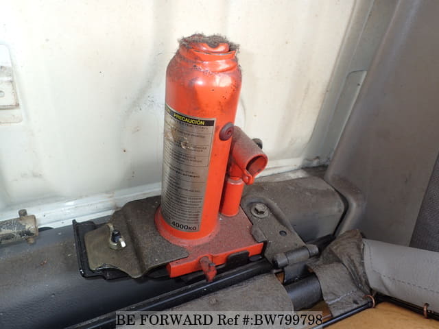 2005 HINO DUTRO image 22