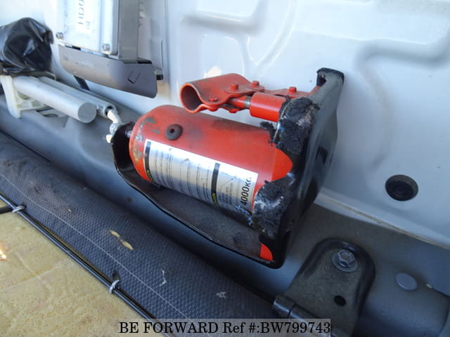 2018 HINO DUTRO image 21