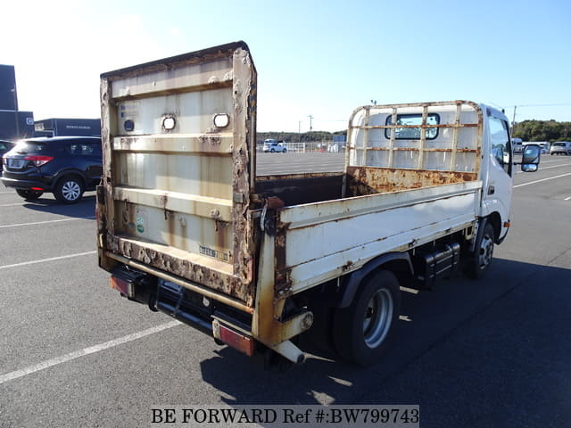 2018 HINO DUTRO image 5