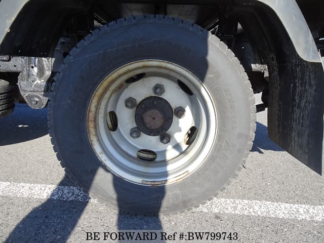 2018 HINO DUTRO image 10