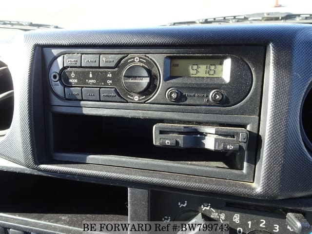 2018 HINO DUTRO image 28