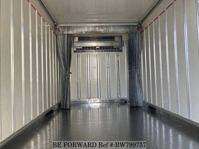 2017 ISUZU ELF TRUCK image 6