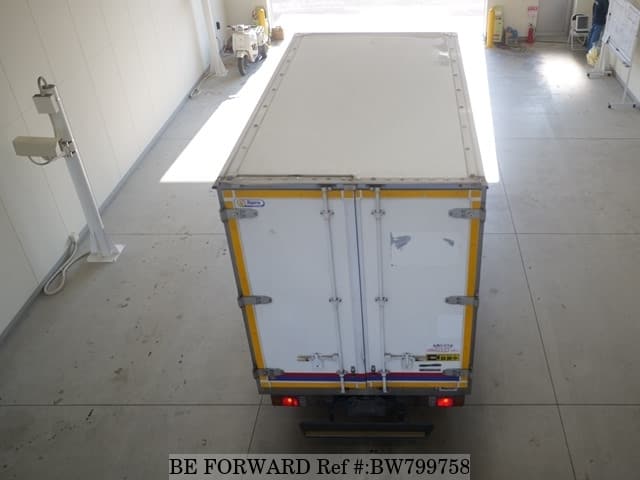 2017 HINO DUTRO image 7