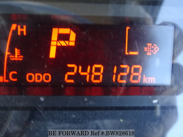 2014 HINO DUTRO image 27