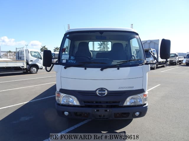 2014 HINO DUTRO image 8