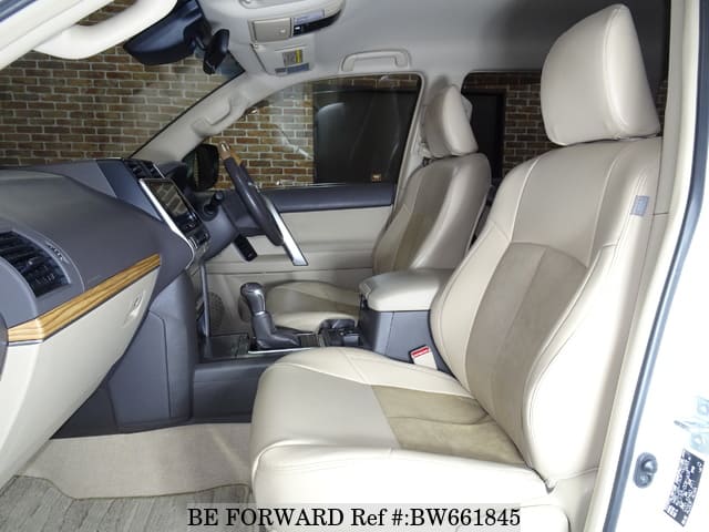 2018 TOYOTA LAND CRUISER PRADO TX image 26