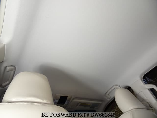 2018 TOYOTA LAND CRUISER PRADO TX image 24