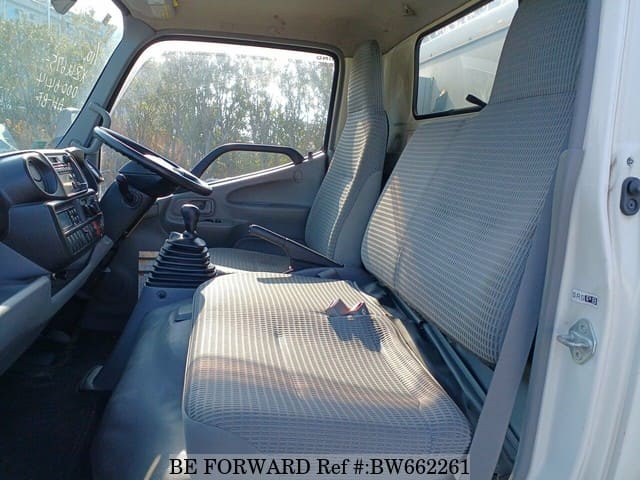 2016 HINO DUTRO image 18