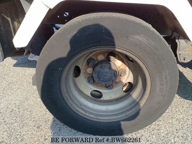 2016 HINO DUTRO image 11