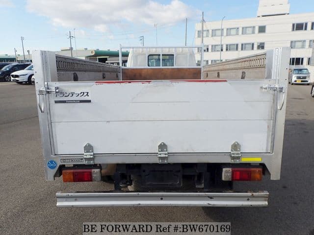 2008 HINO DUTRO image 4