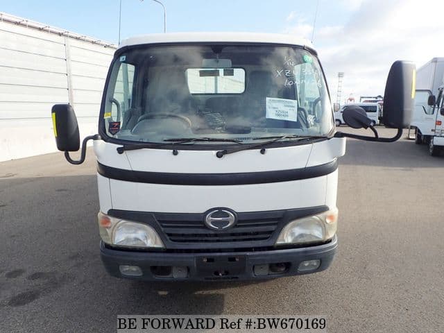 2008 HINO DUTRO image 8