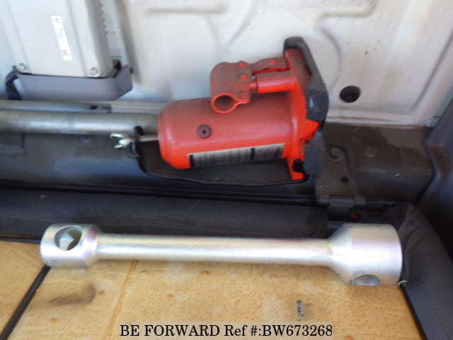 2013 HINO DUTRO image 22