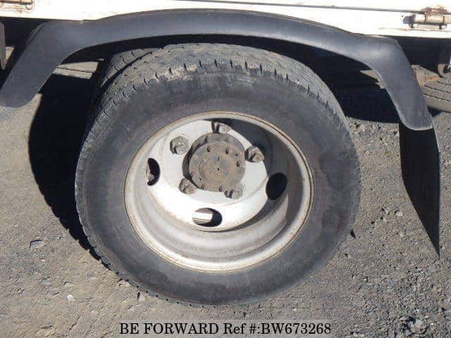 2013 HINO DUTRO image 10