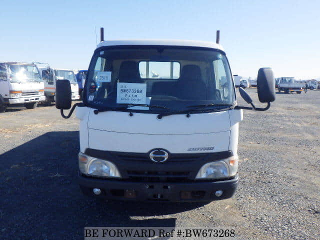 2013 HINO DUTRO image 8