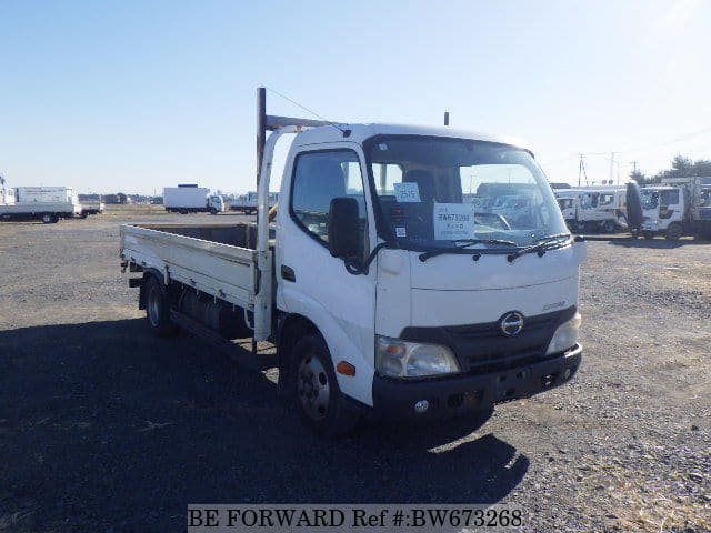 2013 HINO DUTRO image 7