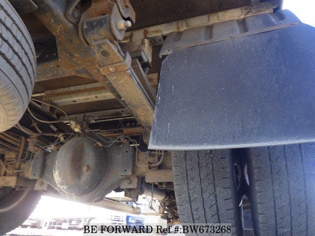 2013 HINO DUTRO image 16