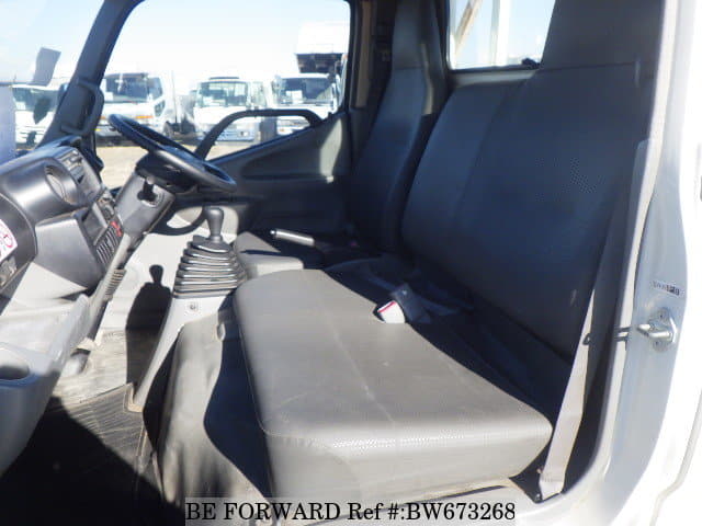 2013 HINO DUTRO image 18