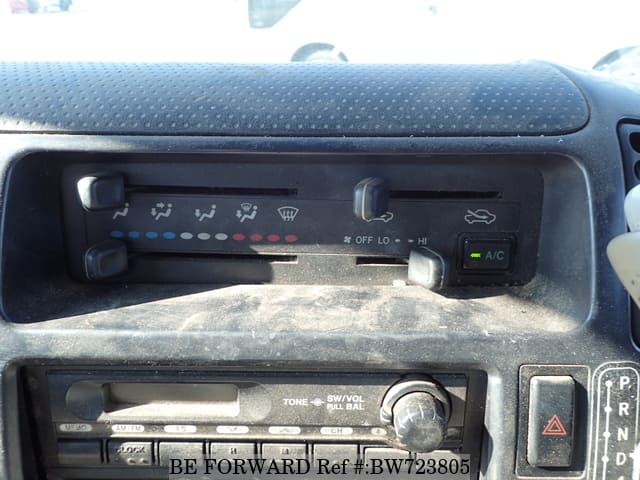 2008 HINO DUTRO image 28