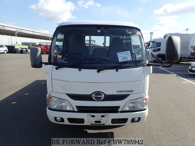 2014 HINO DUTRO image 8