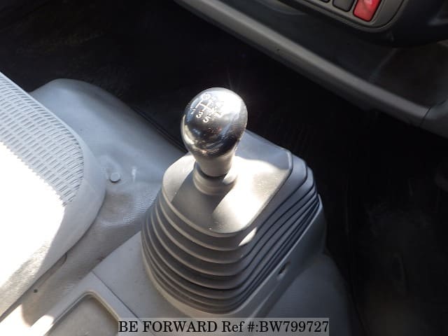 2012 HINO DUTRO image 30