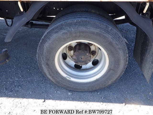 2012 HINO DUTRO image 10