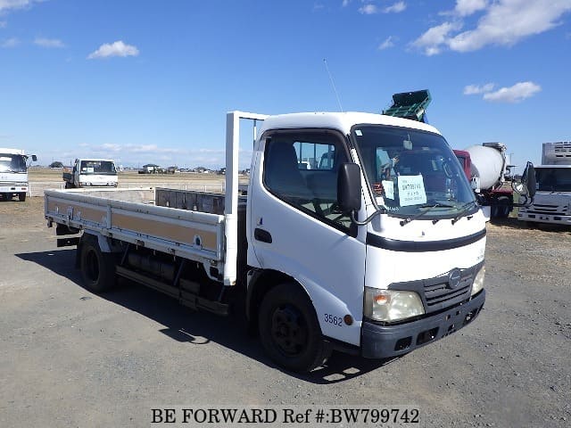 2007 HINO DUTRO image 7