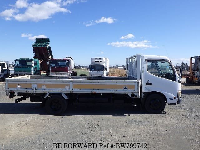 2007 HINO DUTRO image 6