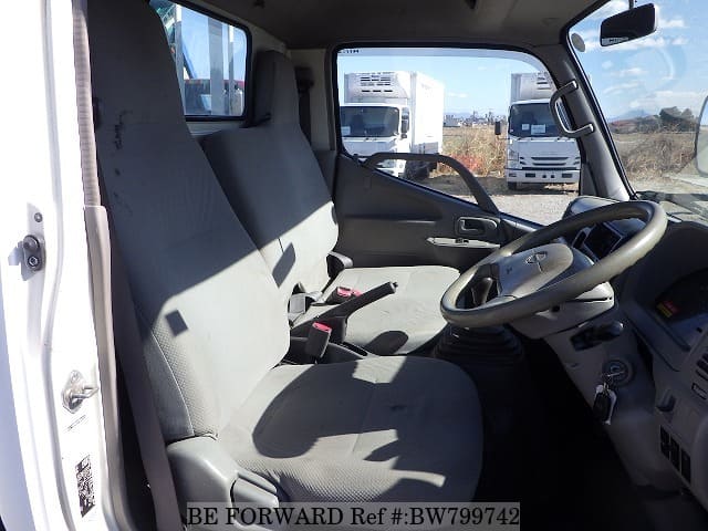 2007 HINO DUTRO image 17