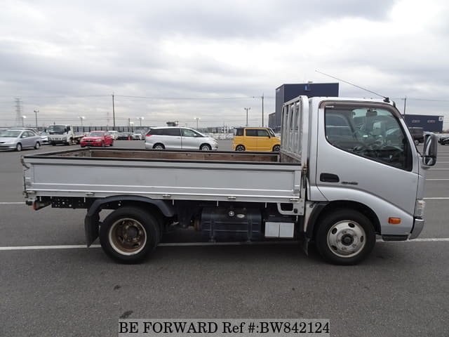 2012 HINO DUTRO HYBRID image 6