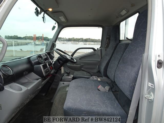 2012 HINO DUTRO HYBRID image 18