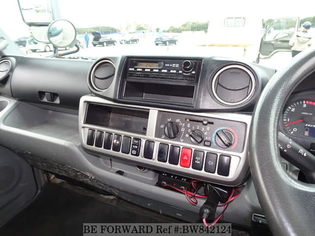 2012 HINO DUTRO HYBRID image 27