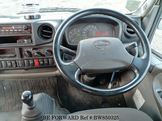 2013 HINO DUTRO LONG image 24