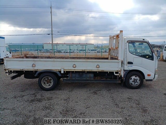 2013 HINO DUTRO LONG image 6