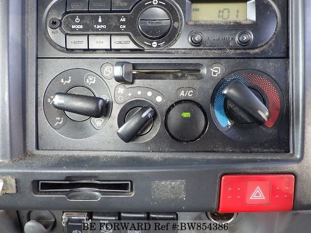 2017 ISUZU ELF TRUCK image 28