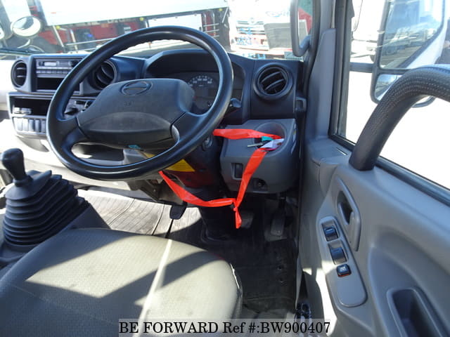 2016 HINO DUTRO image 24