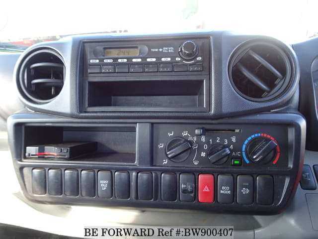 2016 HINO DUTRO image 28