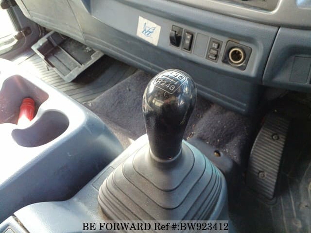 2008 HINO RANGER image 29