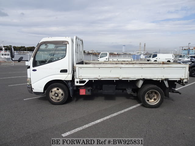 2007 HINO DUTRO image 2