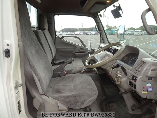 2007 HINO DUTRO image 17