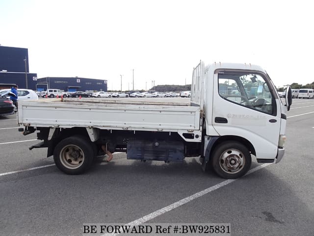 2007 HINO DUTRO image 6