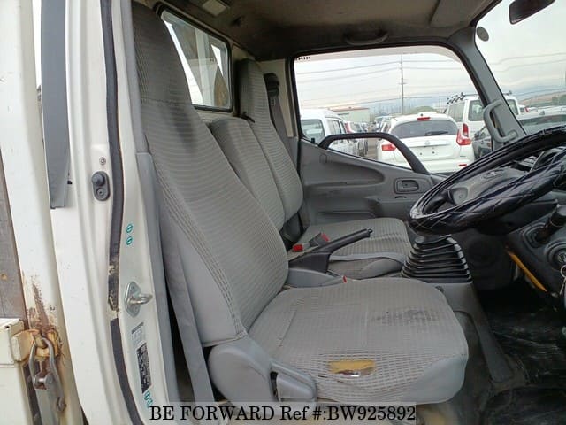 2012 HINO DUTRO image 17